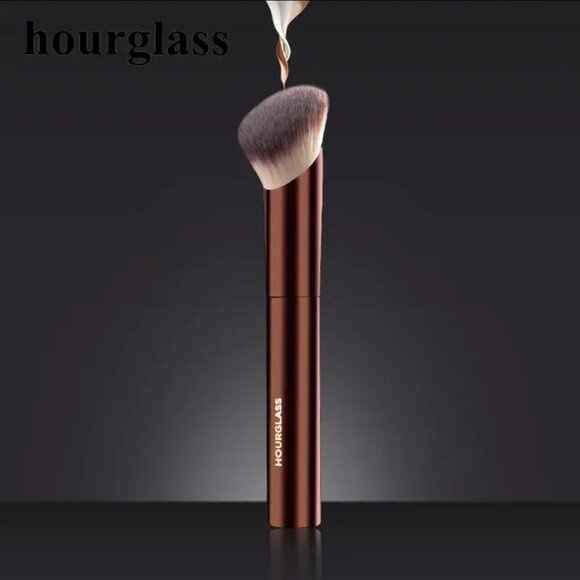 Hourglass Ambient Soft Glow Foundation Brush + Veil Powder Brush New - Picture 2 of 5